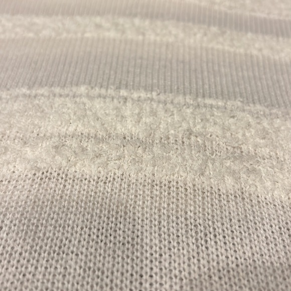 Knit white sweater - Picture 2 of 2